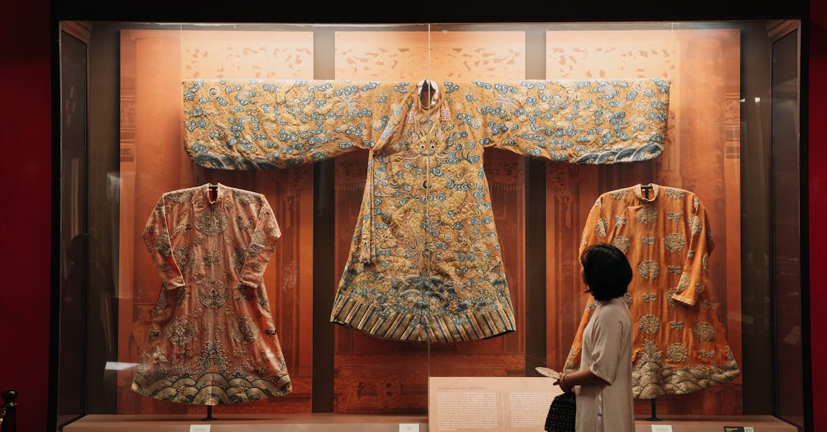 découvrez l'exposition sur l'héritage des girondins, mettant en lumière leur histoire, leur culture et leur influence à travers des artefacts uniques et des récits captivants.