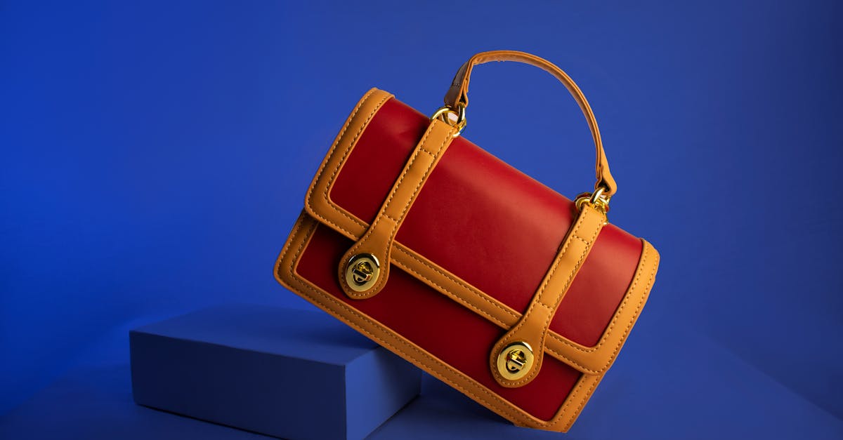 découvrez la boutique hermès dédiée aux articles en cuir, où l'élégance et le savoir-faire artisanal se rencontrent pour vous offrir des pièces de maroquinerie d'exception.
