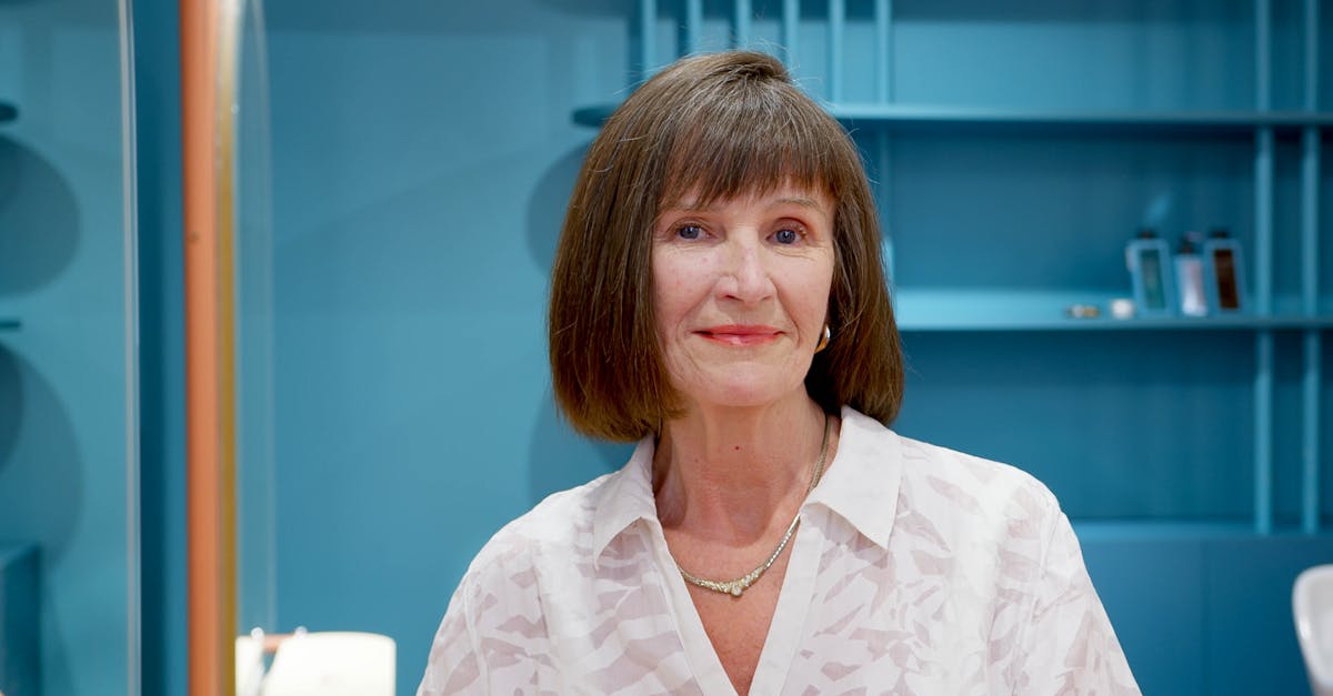 découvrez l'actrice française nathalie baye, célèbre pour ses rôles au cinéma et sa carrière remarquable dans le théâtre et la télévision.